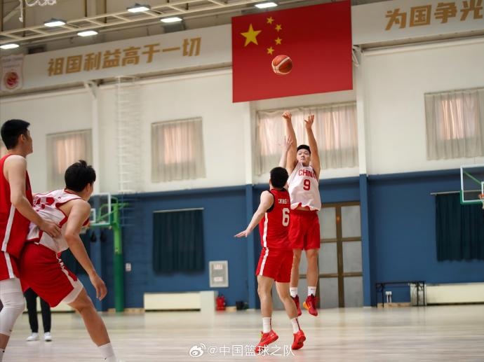 對抗訓練繼續!中國男籃最新訓練圖集新鮮出爐