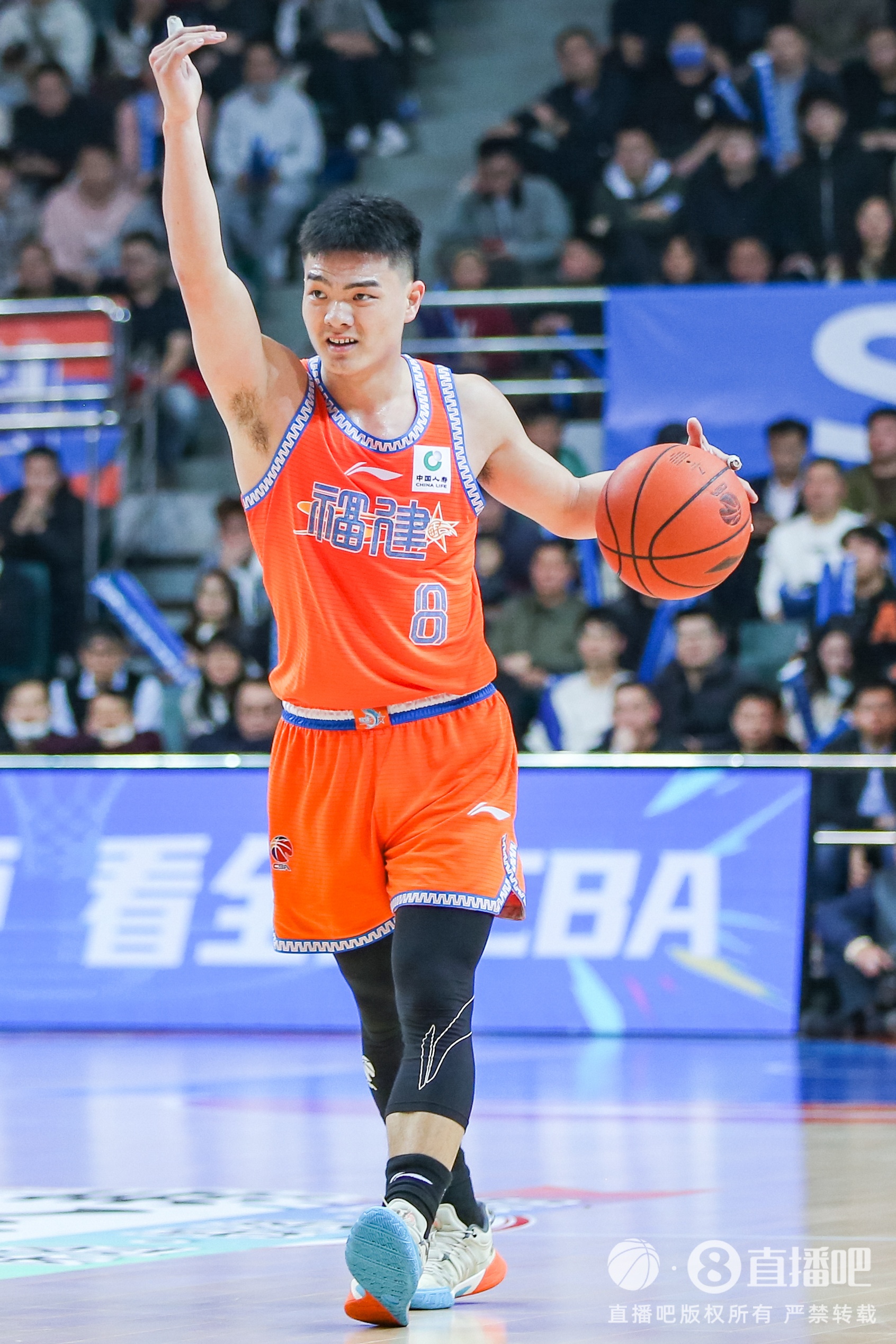  高效替補！黎伊揚11投7中貢獻17分2板4助3斷