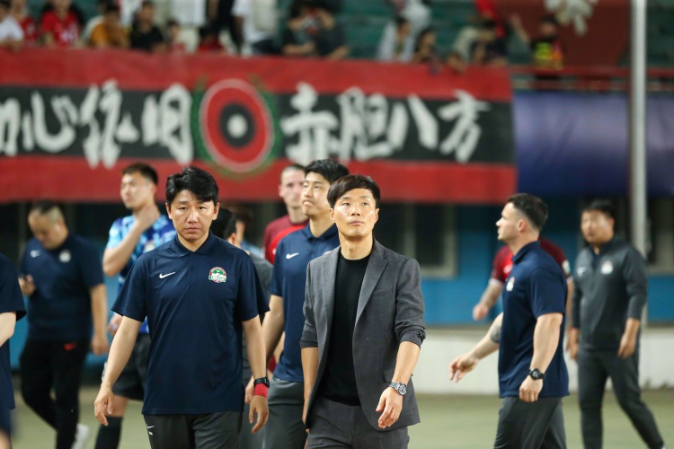 河南俱樂(lè )部仍在努力協(xié)調,遲遲不開(kāi)票原因或與安保人手有關(guān)