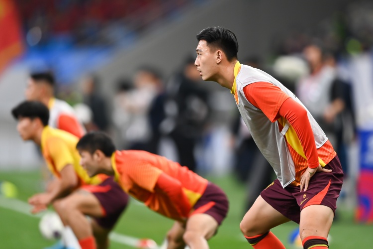  足球報：張玉寧、蔣圣龍均有不同程度傷病，伊萬(wàn)未讓在熱身賽出場(chǎng)