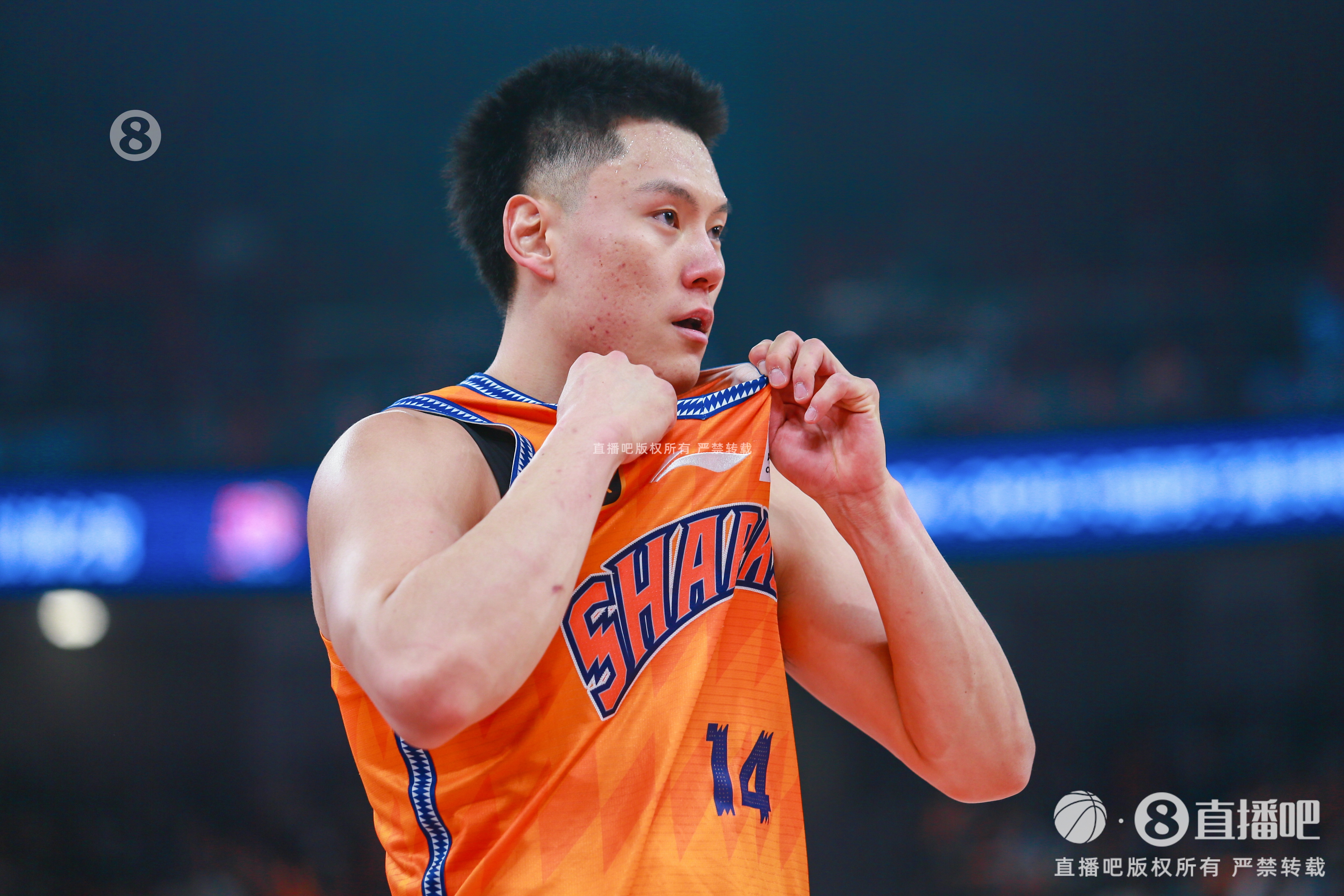 “李花”組合!直播吧:李弘權、李添榮將代表上海隊出戰全運會(huì )
