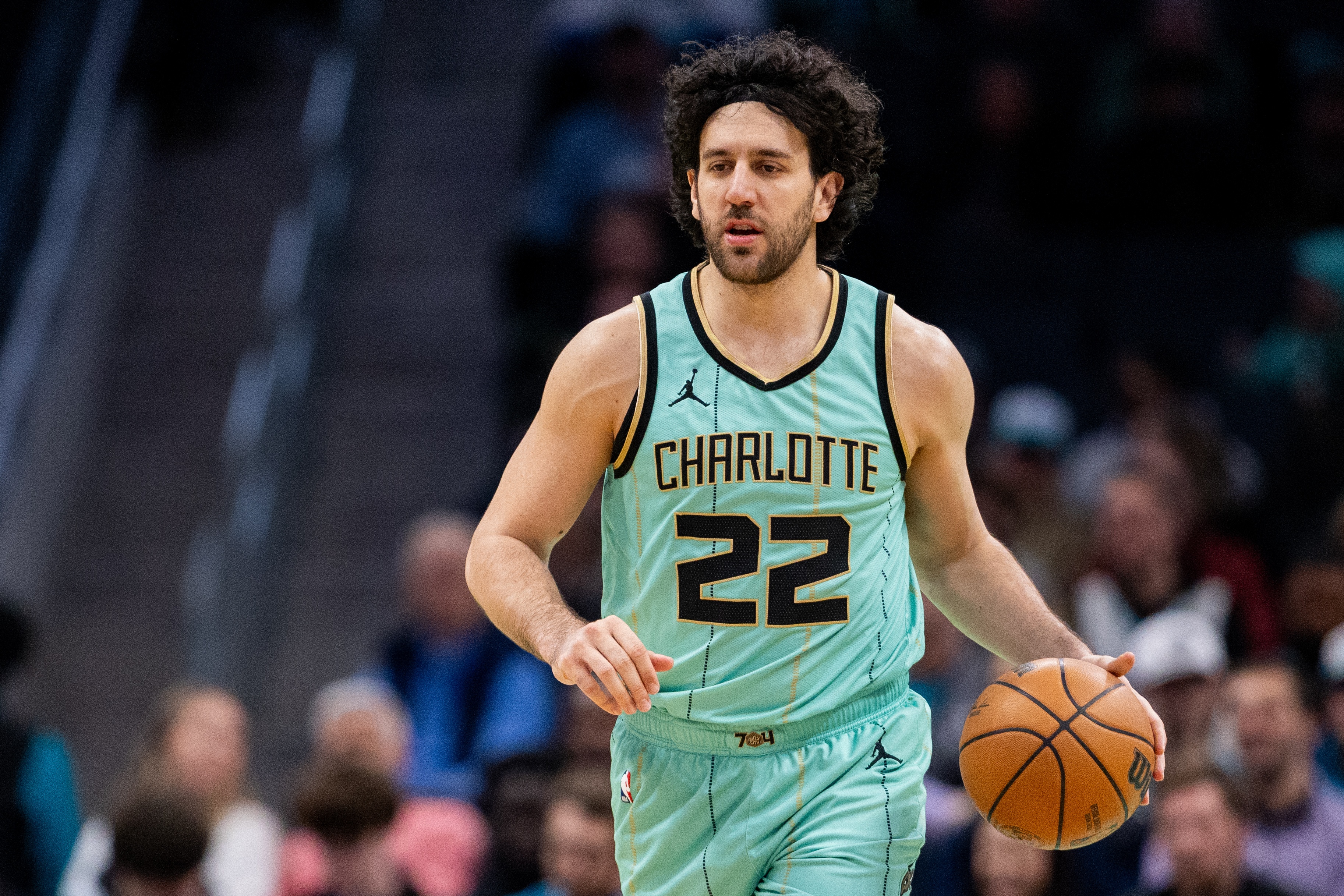 米西奇:我從未考慮回歐洲 我來(lái)NBA是為了走出舒適區 尋求挑戰